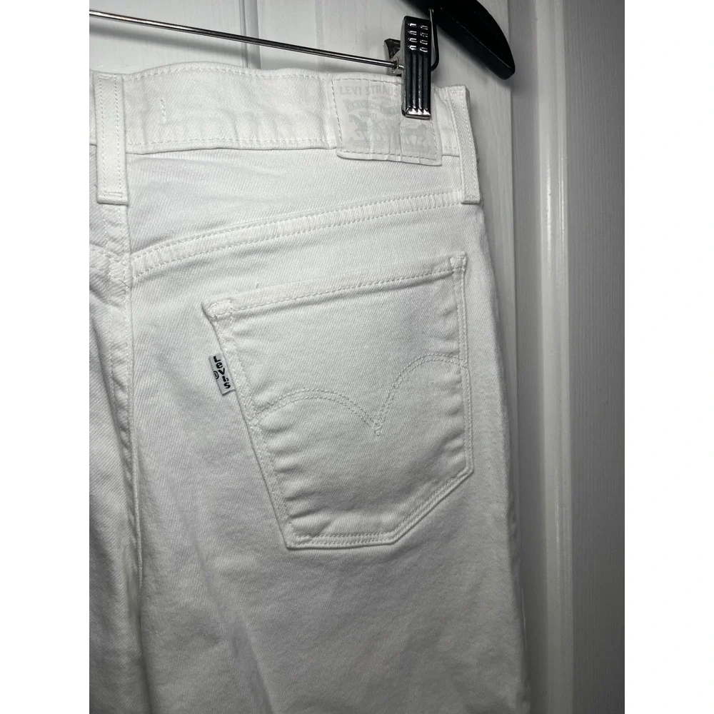 Levi's 311 Shaping Skinny Capri 29 White Mid Rise Stretch Denim Preppy Coastal
